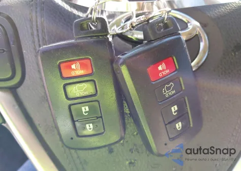 2015 Toyota Highlander Limited V6 z USA, uszkodzony, nr VIN 5TDYKRFH2FS077618